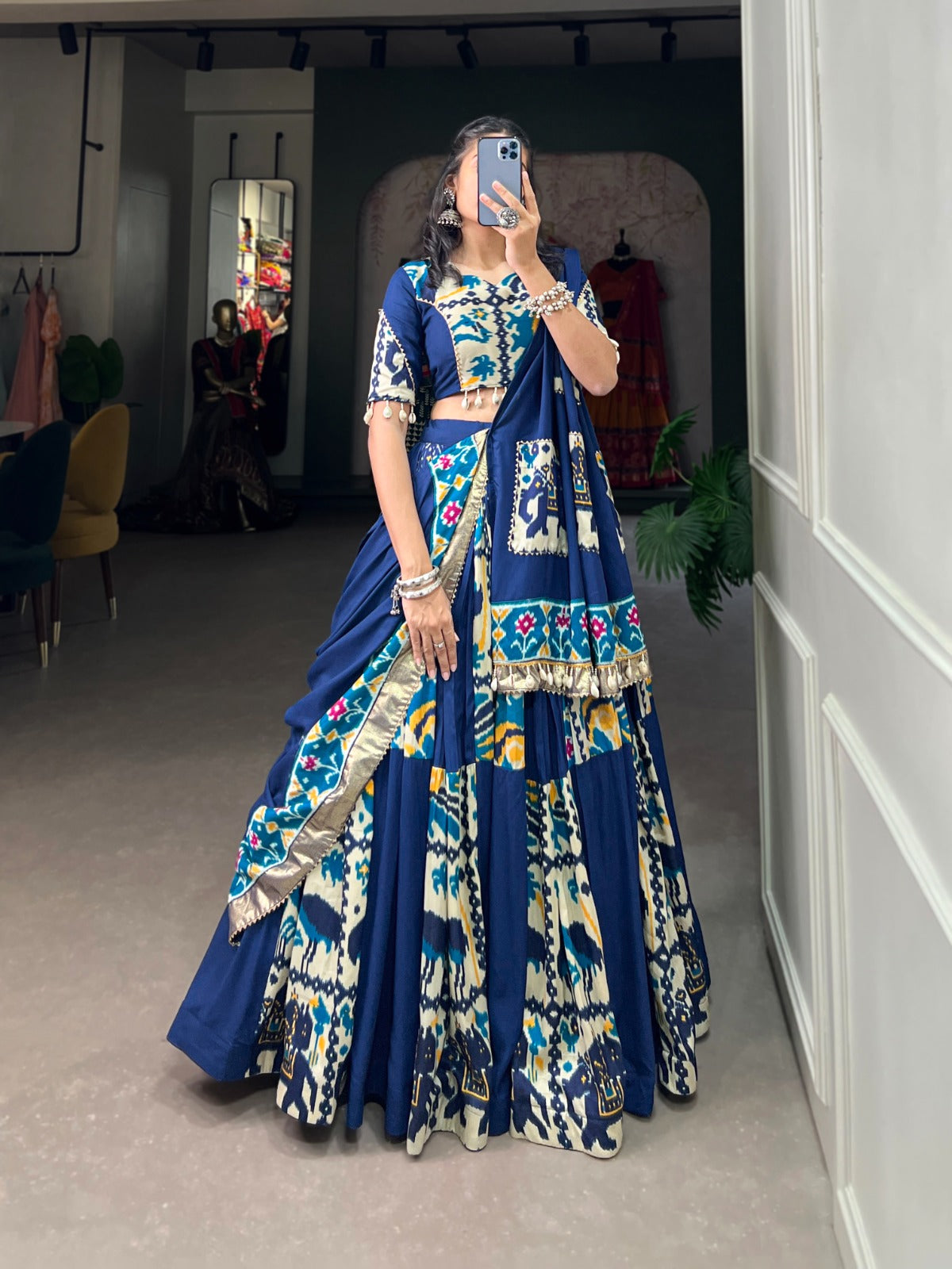 PLAIN WITH PRINTET LEHENGA