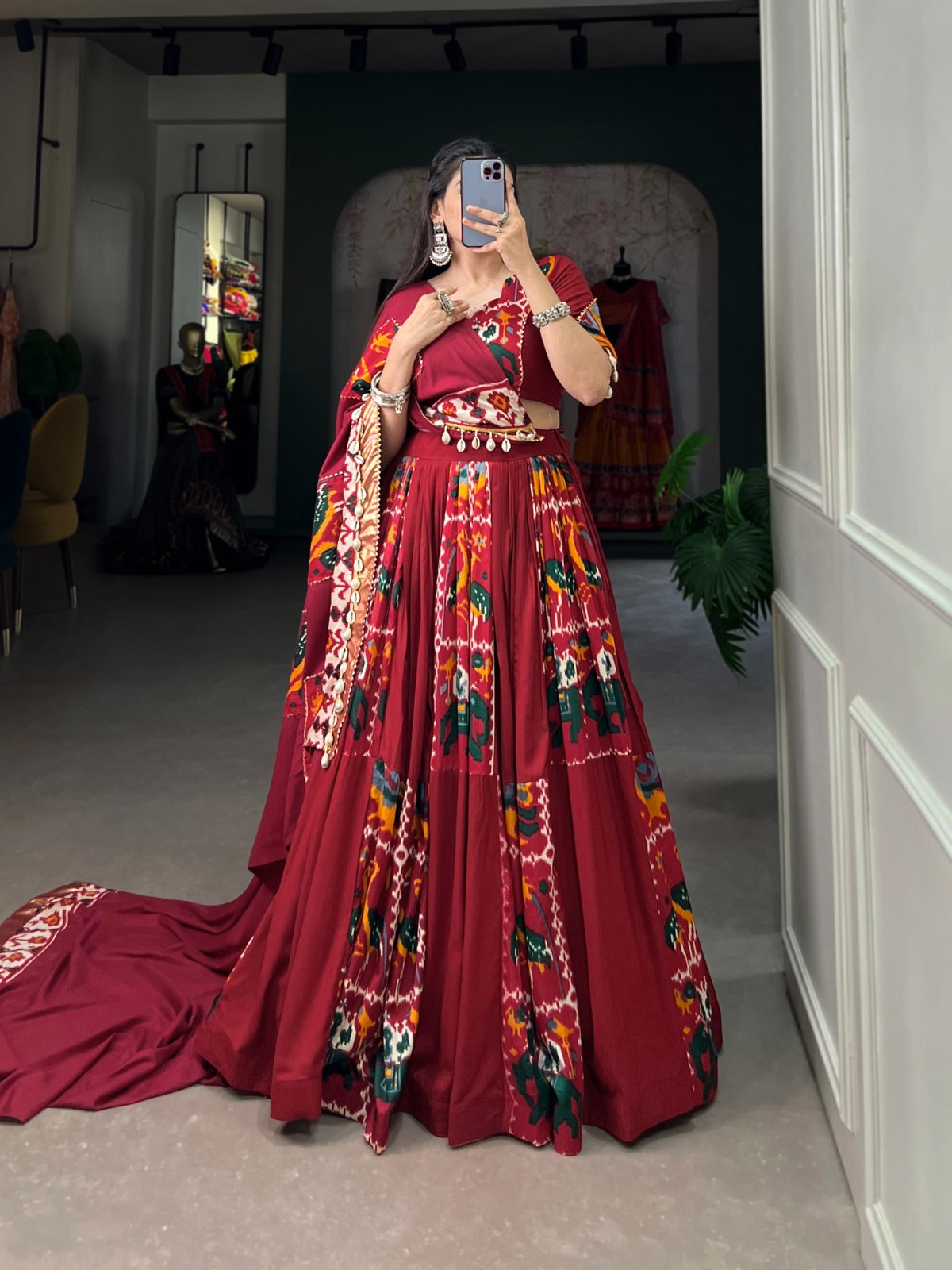 PLAIN WITH PRINTET LEHENGA