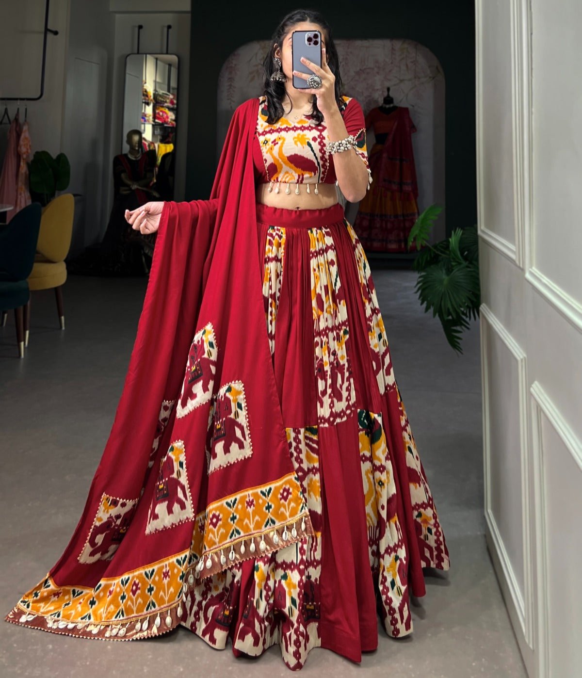 PLAIN WITH PRINTET LEHENGA