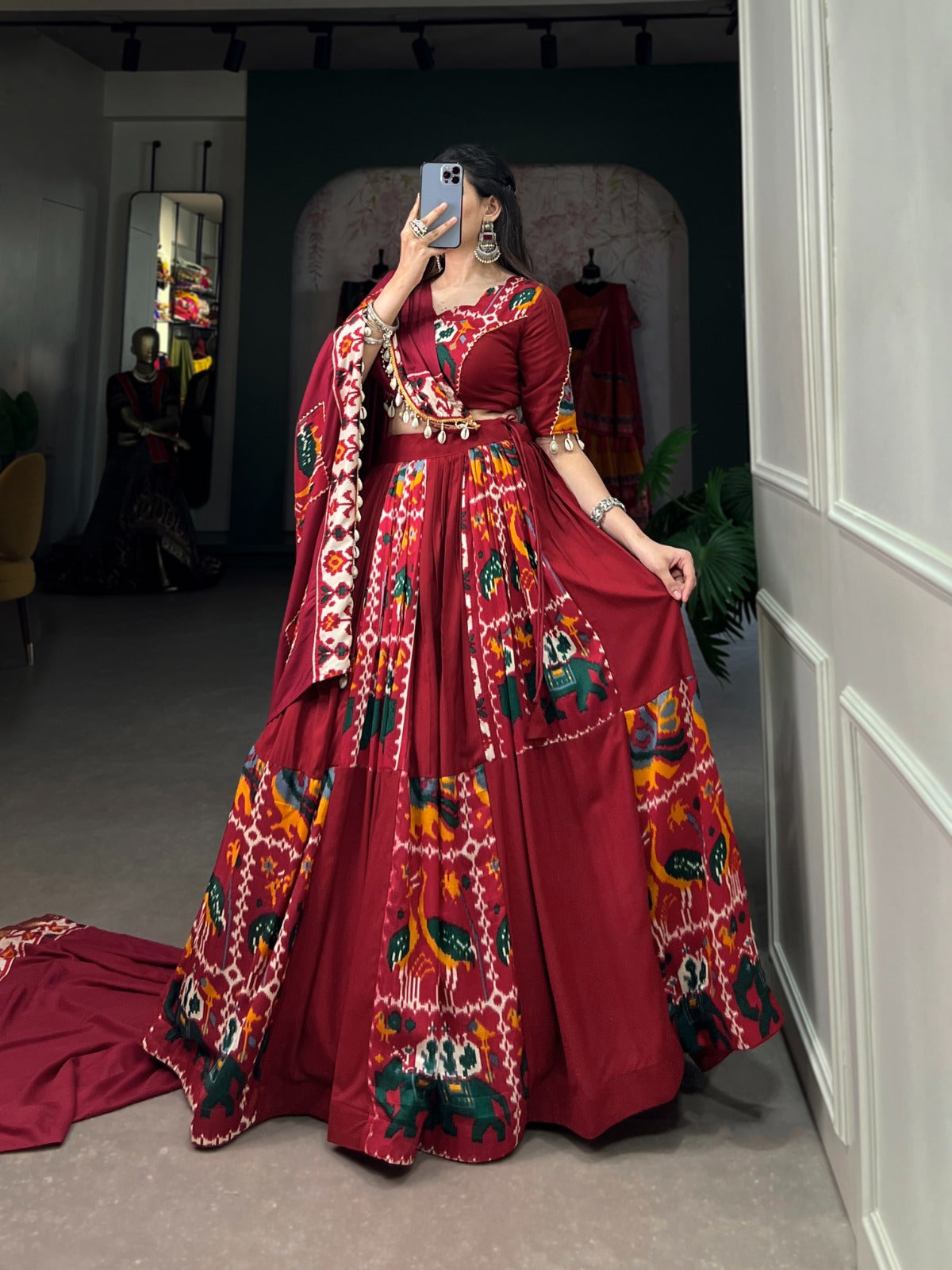 PLAIN WITH PRINTET LEHENGA