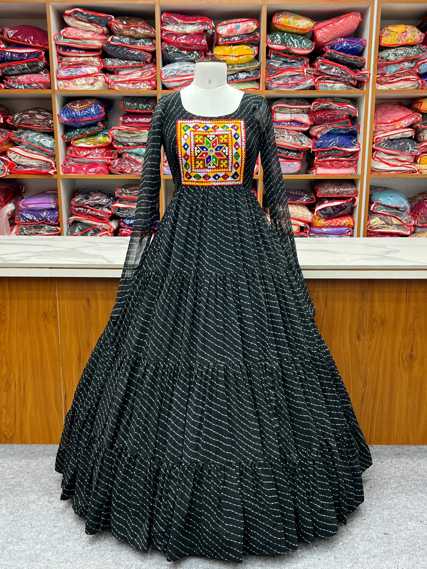 BLACK  KATCHI PATCHWORK  ANARKALI