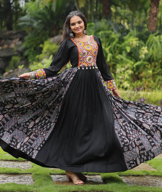 KATCHI BLACK  GOWN  ANARKALI