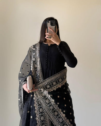 Black Fox Georgette Potli Button Work 3pc Kurta Set