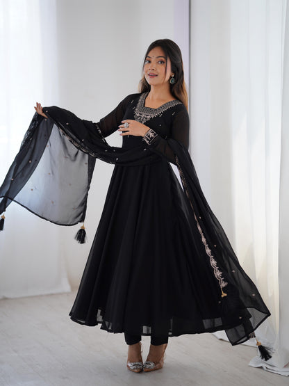Black Soft Fox Georgette With Fancy Embroidery 3pc Kurta Set